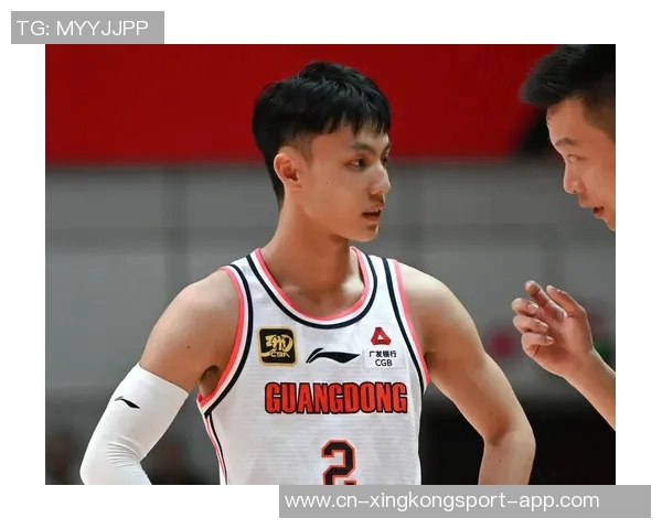 CBA全明星投票第二周徐杰领跑胡明轩超越庞峥麟周琦被反超局势紧张 CBA全明星投票第二周徐杰领跑胡明轩超越庞峥麟周琦被反超局势紧张