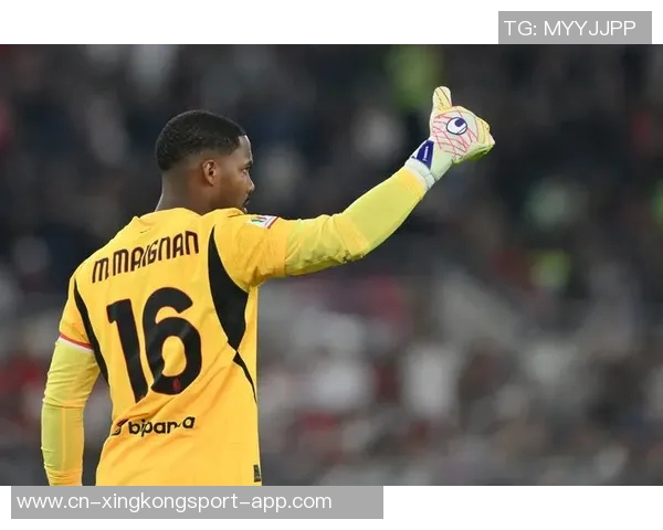 米兰德比战即将来临迈尼昂独自亮相海报引发关注 米兰德比战即将来临迈尼昂独自亮相海报引发关注